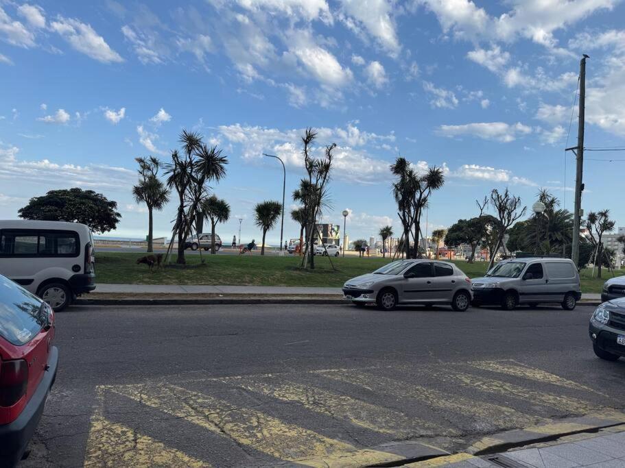 Frente Mar Playa Alicante, 3 Ambientes, 6 Pax * Mar del Plata